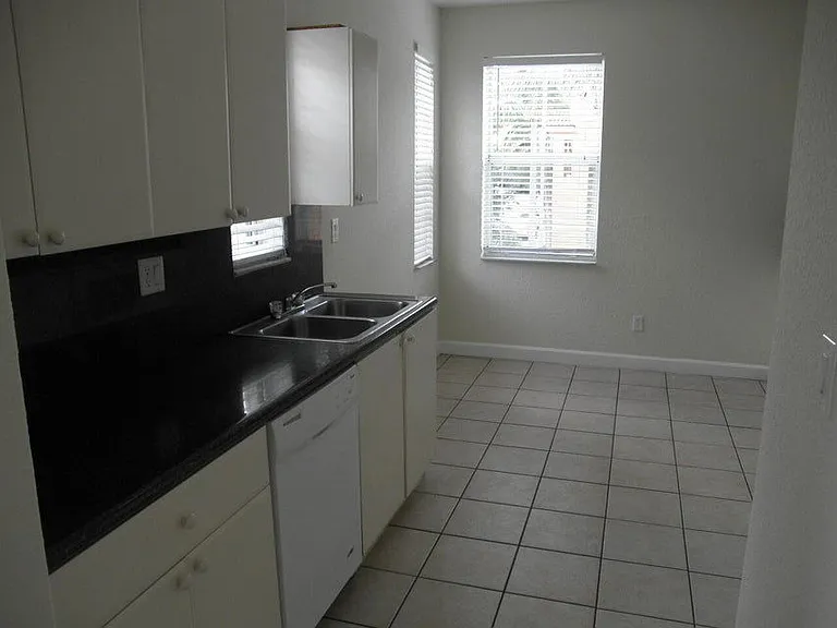3308 Shoma Dr — Photo 5