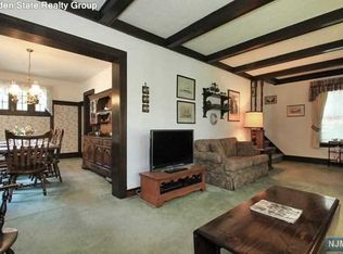 53 Myrtle St, Rutherford, NJ 07070