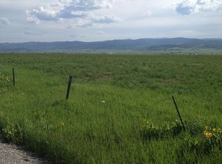 1487 County Road 110, Etna, WY 83118