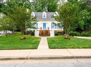 595 Long Oak Dr, Gainesville, GA 30501