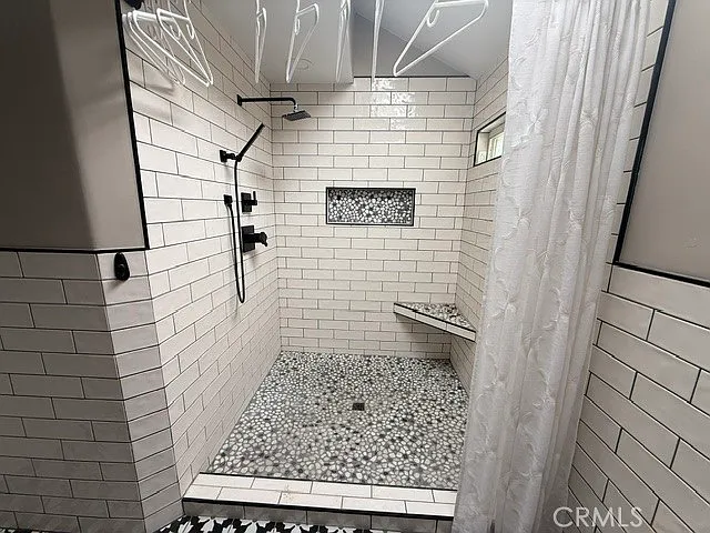 23058 Peacock Ct — Photo 27