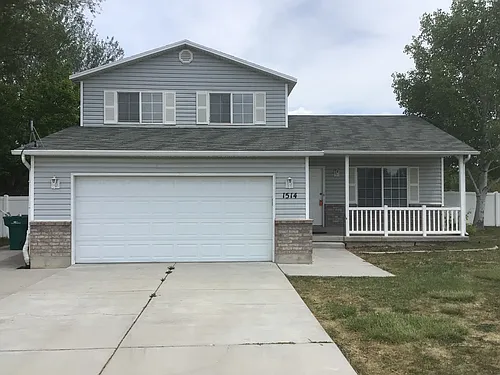 1514 N 1900 W Photo 1