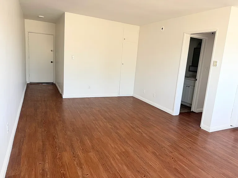 508 N Kenmore Ave #15 — Photo 13