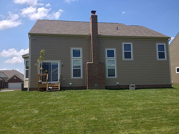 4th image of 268 Balsamine Dr