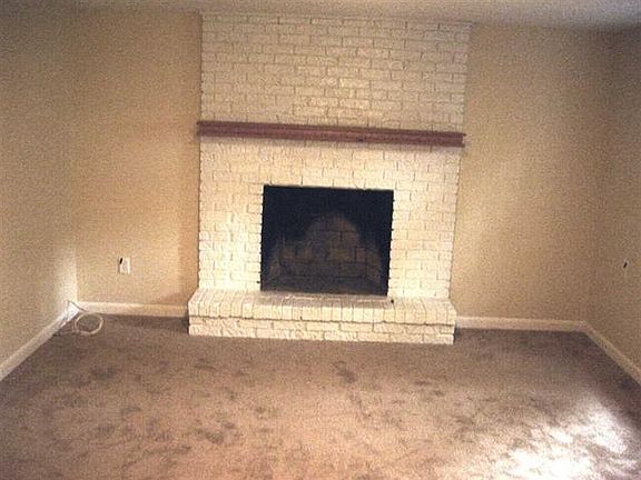 2nd image of 16 Nottingham Way S