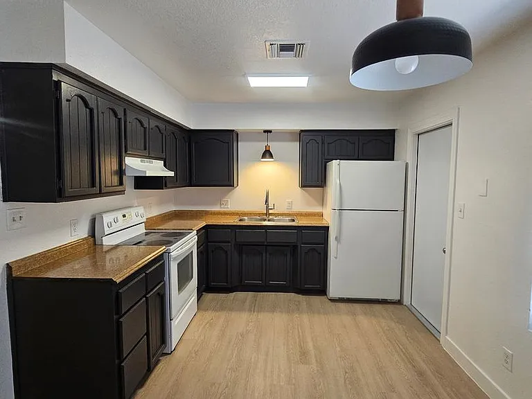 4532 E. Caballero Circle — Photo 37