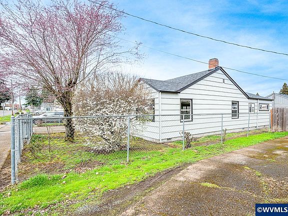 3rd image of 1305 S 2nd St