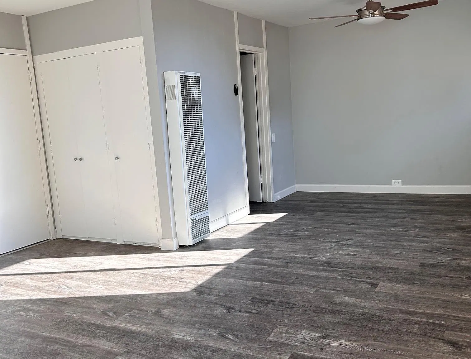 Studio, 400 sqft, $2,225 — Photo 2