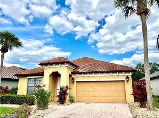 12074 Country Day Cir, Fort Myers, FL 33913