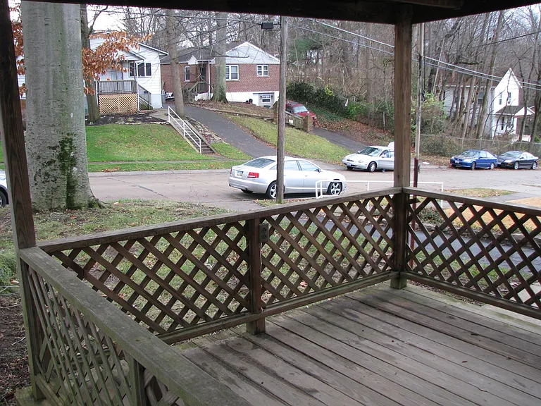 6308 Bedford St — Photo 10