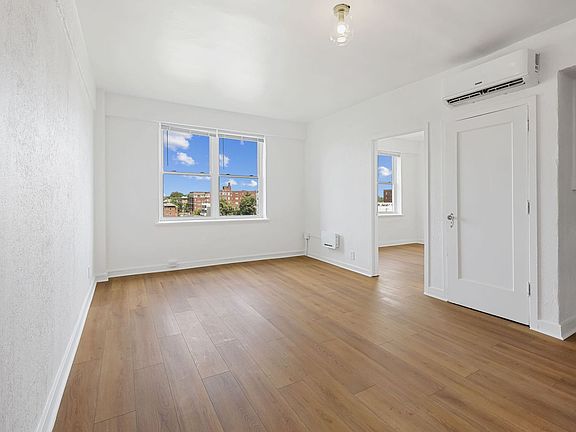 2nd image of 26 E 14th St APT 303