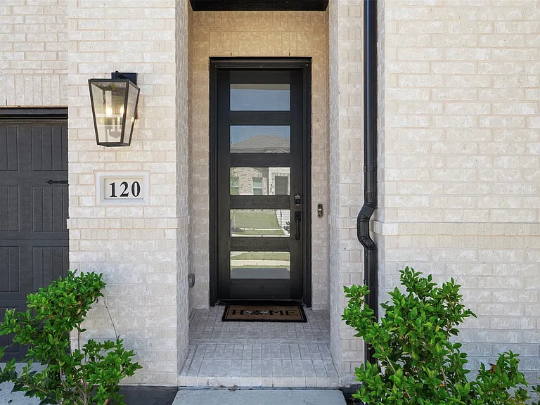 120 Tornillo Dr — Photo 2