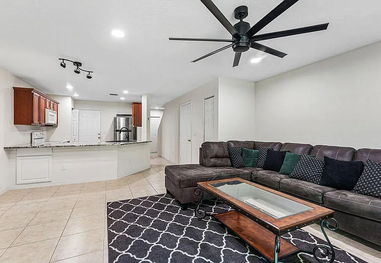 2764 SE Birmingham Dr — Photo 7