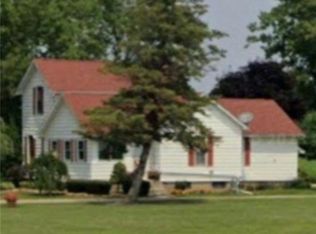 18300 Lemoyne Rd, Pemberville, OH 43450