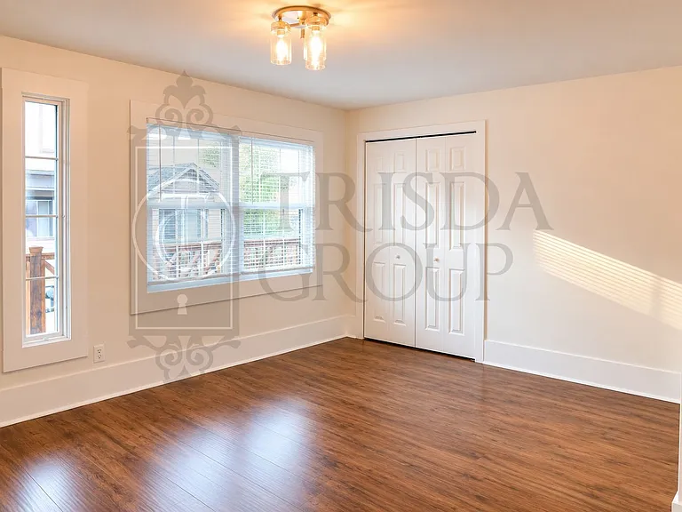 51 Southern Ave — Photo 5