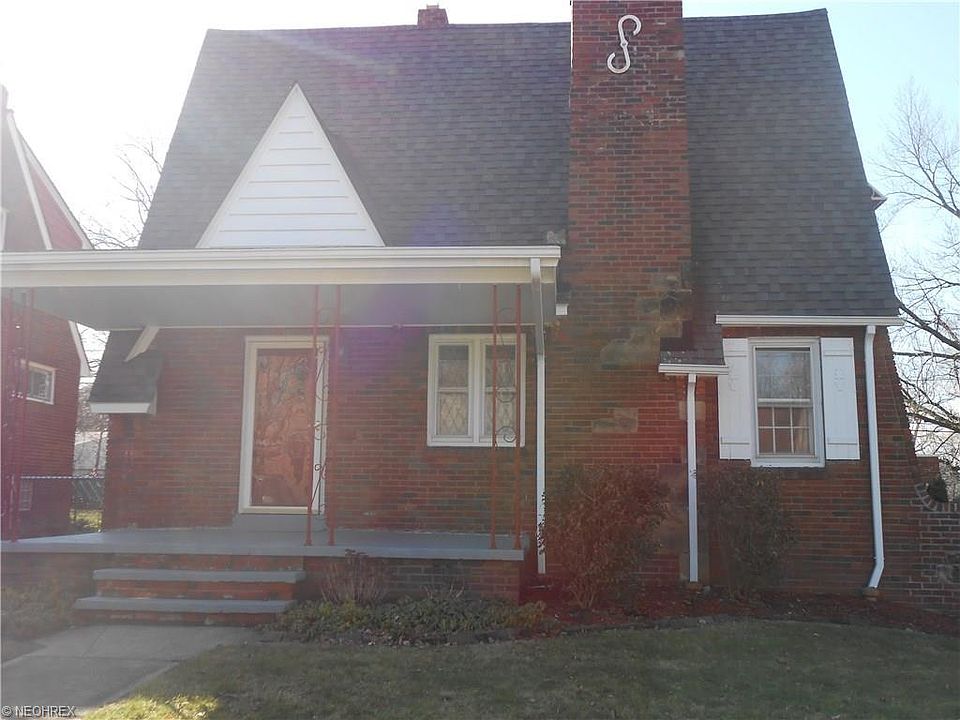 2nd image of 3438 W 148th St