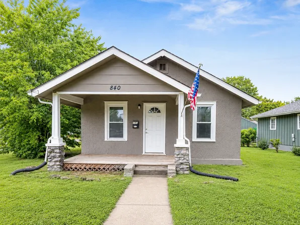 840 W 4th St, Junction City, KS 66441