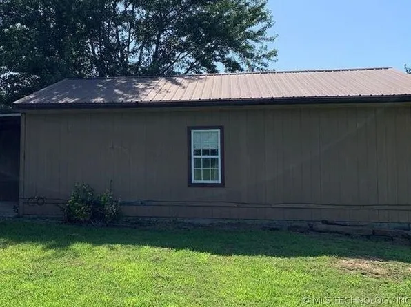 14715 Kerr Lake Rd, Keota, OK 74941