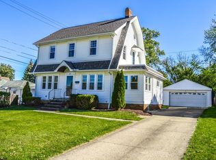 5815 Clearview Dr, Parma Heights, OH 44130