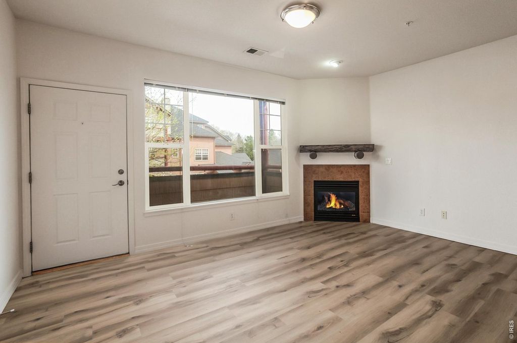 5220 Boardwalk Dr #I-21