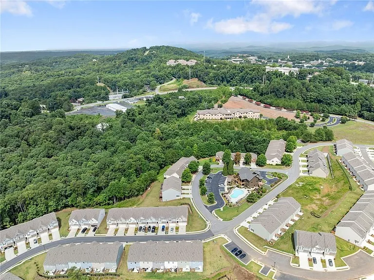 300 Stoneybrook Dr — Photo 44