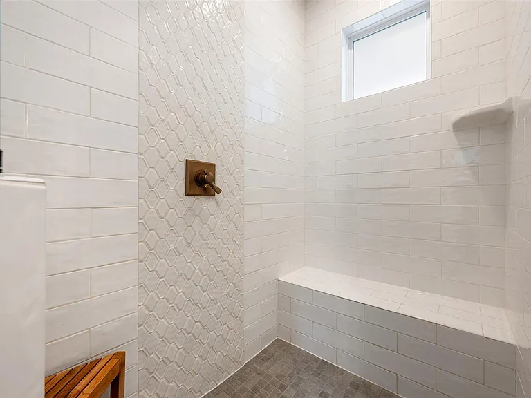 1301 West St — Photo 25