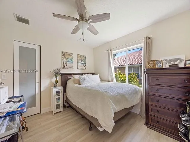 12123 NW 10th Mnr — Photo 4