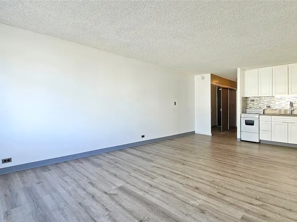 747 Amana St APT 801, Honolulu, HI 96814