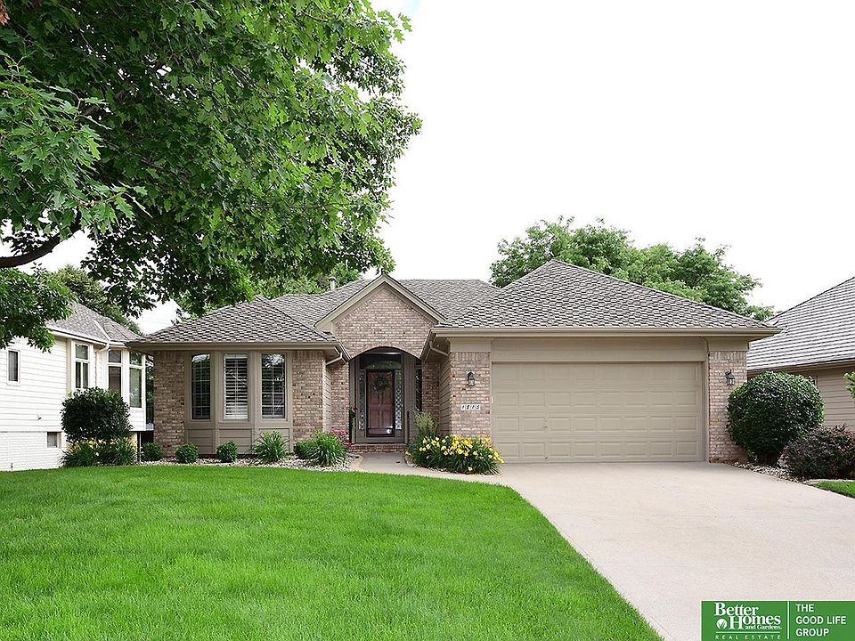 1st image of 1815 N 132nd Avenue Cir