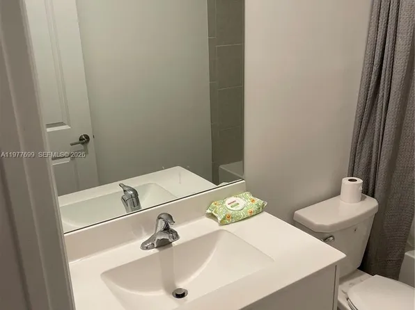 20344 NW 6th Pl #20344, Miami, FL 33169