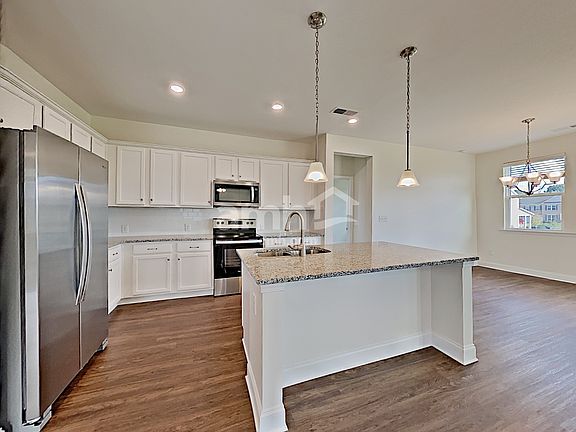 3rd image of 4913 Durant Ct