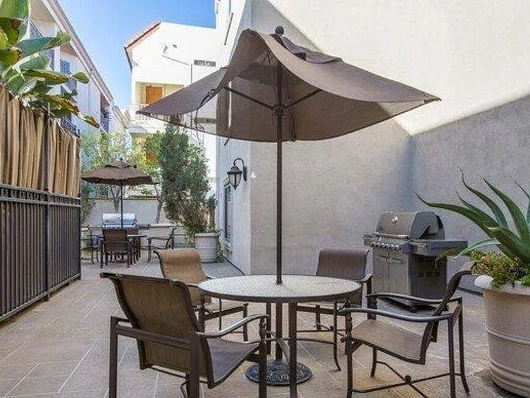 141 S Clark Dr #118 — Photo 4
