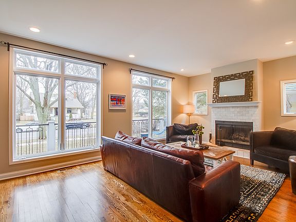 5th image of 749 Ashland Ave