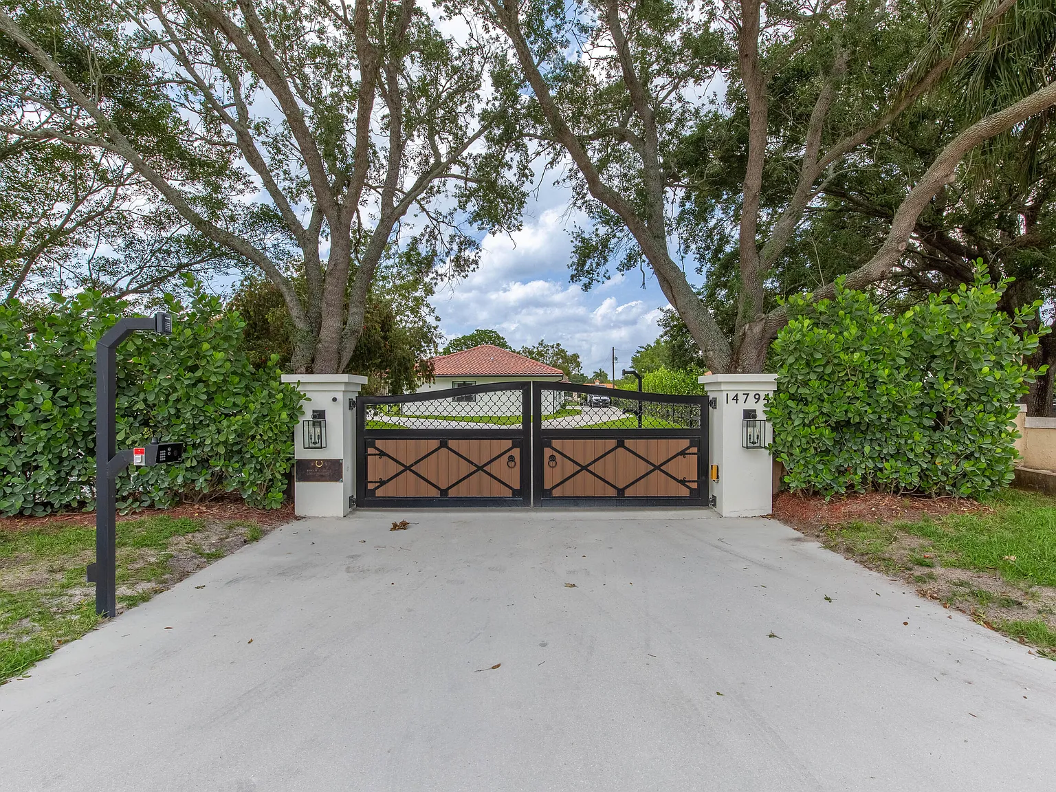 5 bed, 4185 sqft, $3,000 — Photo 4