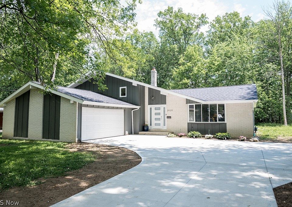 3939 Canterbury Rd, North Olmsted, OH 44070 Zillow
