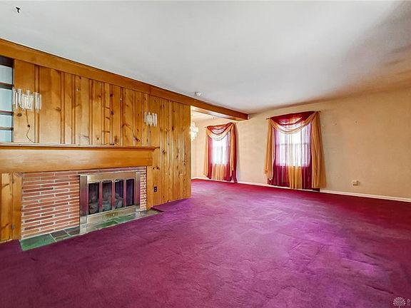5th image of 2704 Grand Ave