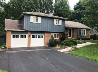 2506 S Blackman Rd, Springfield, MO 65809