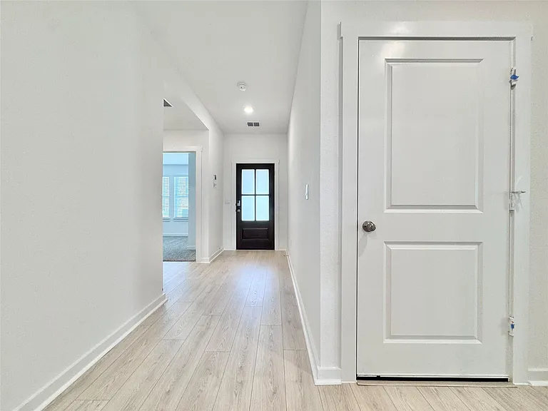 1821 Lazy Acres — Photo 23