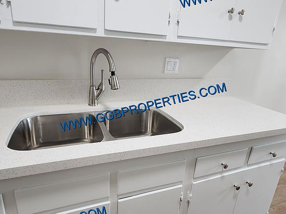 3rd image of 8160-8168 Orangewood Ave #81605