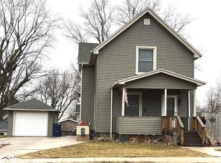 326 2nd St, Manning, IA 51455