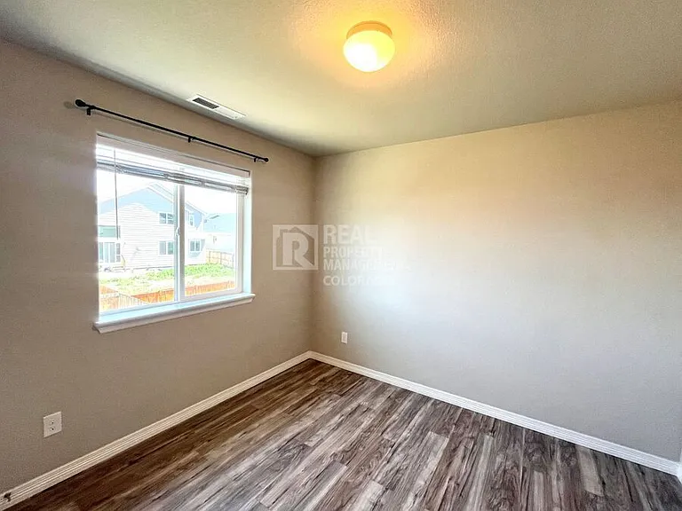 10772 Saco Dr — Photo 17
