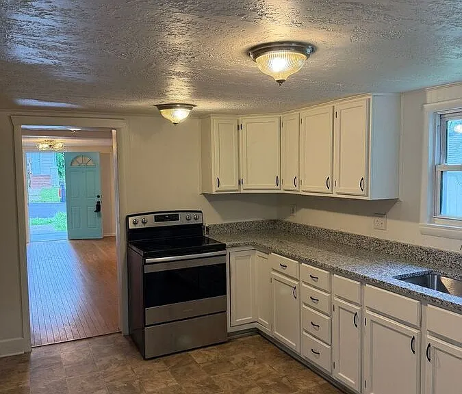 108 Greenwood Ave — Photo 10