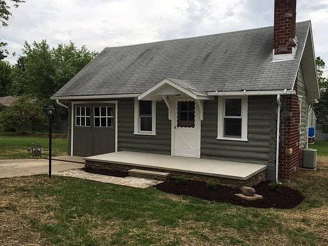87 Sunbury Rd