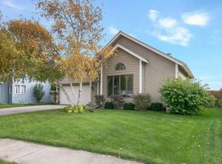 5527 64th St, Kenosha, WI 53142