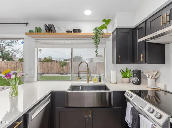 1933 E EMERALD Avenue, Mesa, AZ 85204