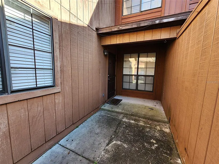 5823 SW 9th Pl #H-55 — Photo 3