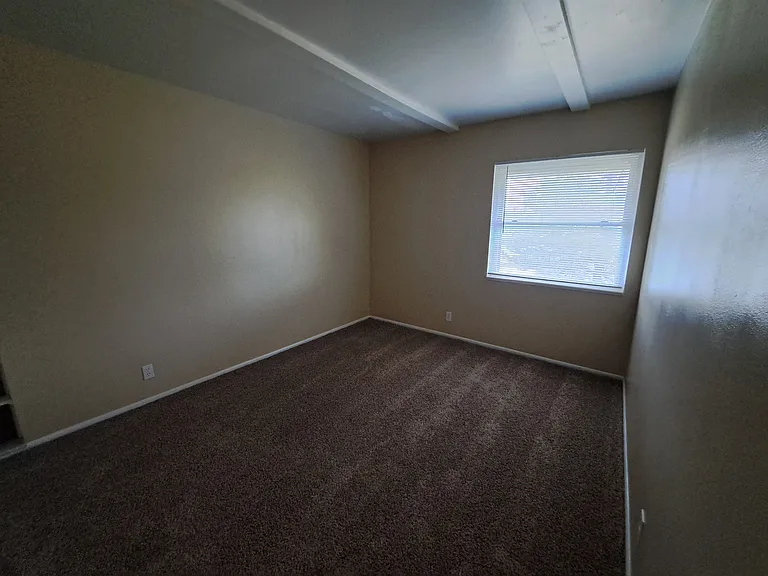 Eagle Crest — Photo 12