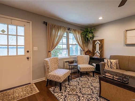 3rd image of 170 Parkside Dr #170