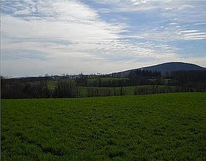 1st image of 2 Fry Ln
