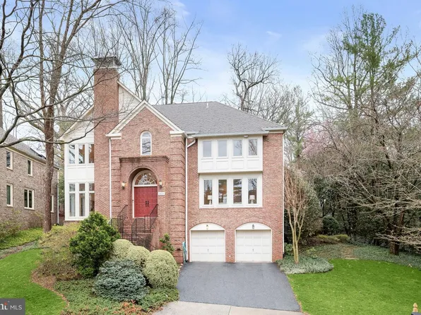 6628 Landon Ln, Bethesda, MD 20817
